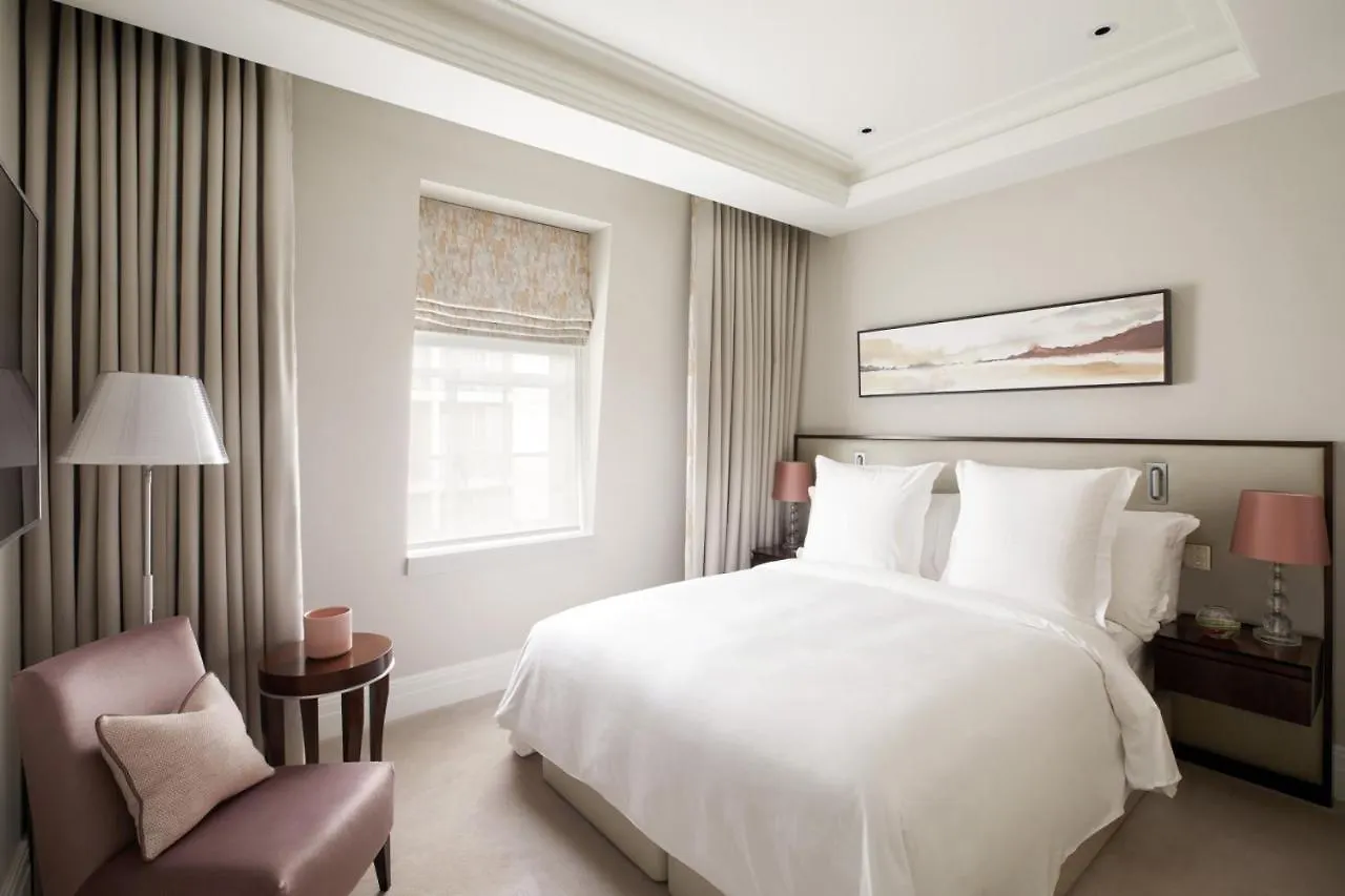 ***** Hotel Four Seasons Residences London At Ten Trinity Square Verenigd Koninkrijk