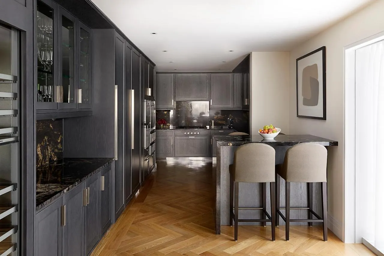 Four Seasons Residences London At Ten Trinity Square Hotel