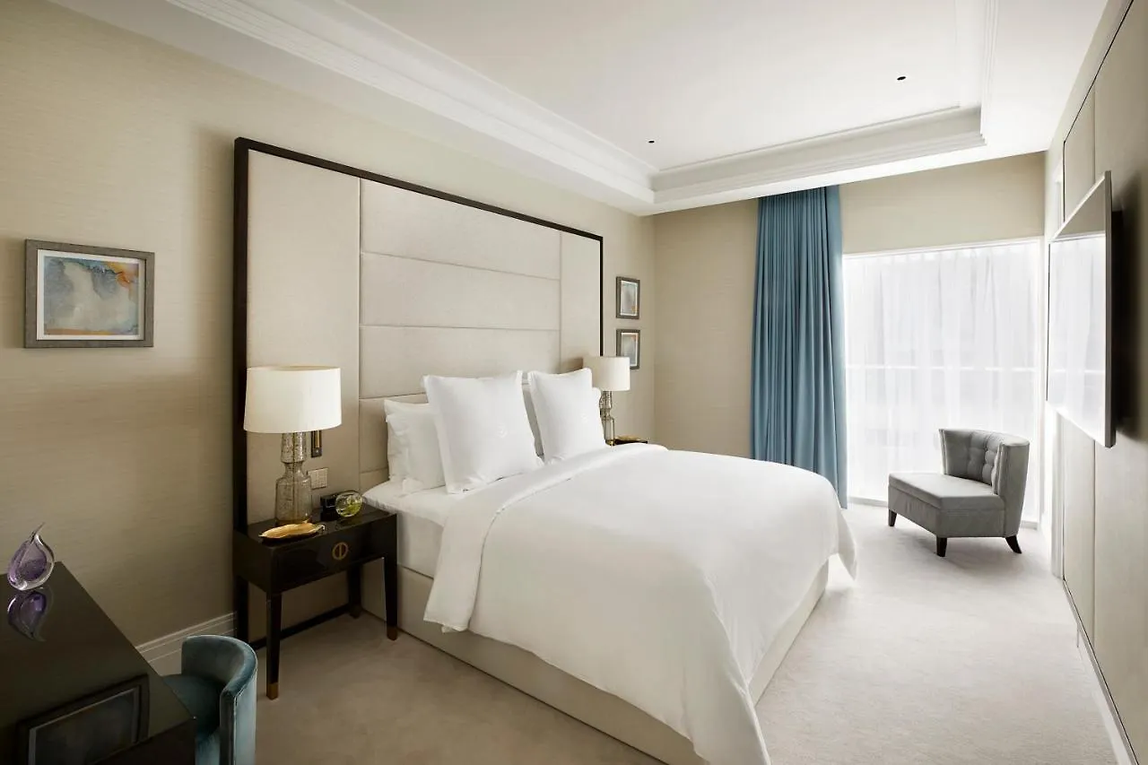 Four Seasons Residences London At Ten Trinity Square 5*,  Verenigd Koninkrijk