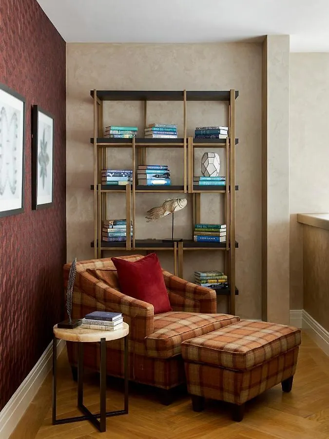 Four Seasons Residences London At Ten Trinity Square 5*,  Verenigd Koninkrijk