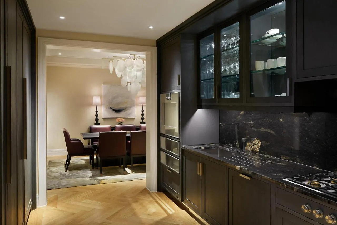 Hotel Four Seasons Residences London At Ten Trinity Square