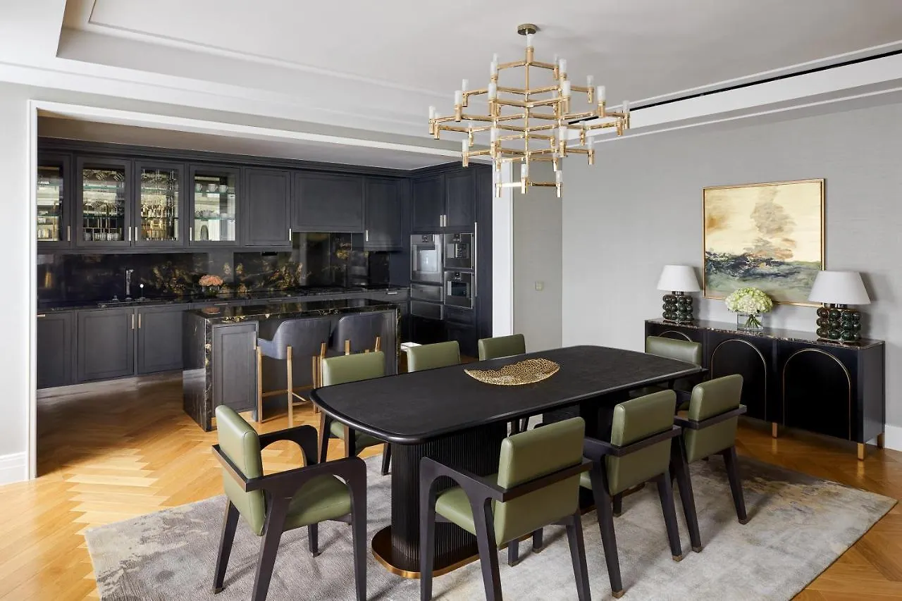 Hotel Four Seasons Residences London At Ten Trinity Square