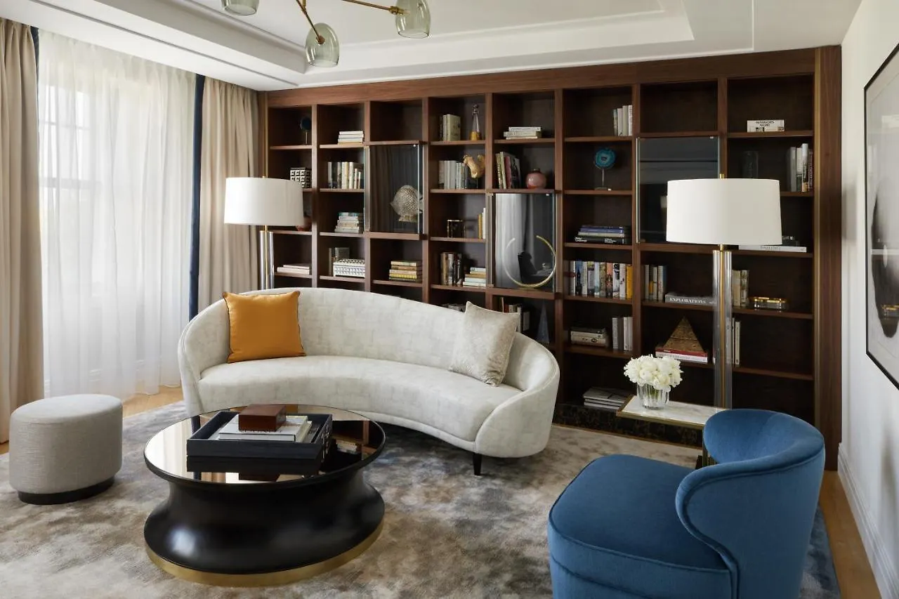 Four Seasons Residences London At Ten Trinity Square 5*,  United Kingdom